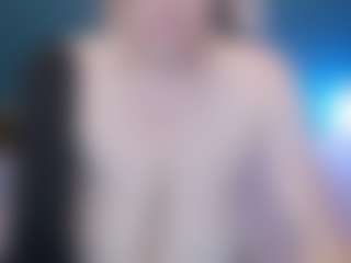 NADINNNE34k MILF webcam performer live streaming