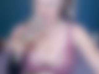 Live cam show with NADINNNE34k - Huge on Camsoda