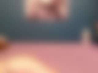Live cam show with NADINNNE34k - Huge on luckytryst.com
