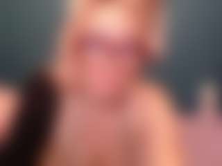 Live cam show with NADINNNE34k - Blonde Hair MILF on CamwithHer