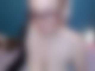 Live cam show with NADINNNE34k - Huge on xDating