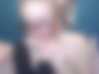 Live-camshow met NADINNNE34k - Huge op Camsoda