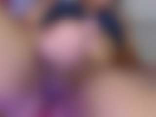 charlotte-brawn's Live Sex Cam Show