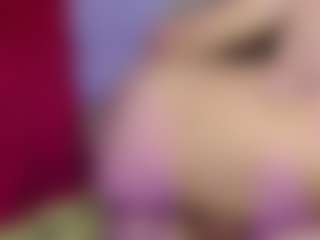 charlotte-brawn's Live Sex Cam Show