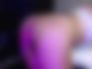 Live cam show with charlotte-brawn - Average on Fling VIP Chat