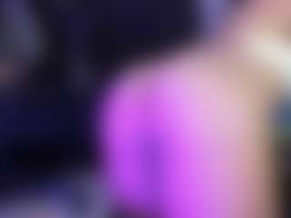 charlotte-brawn's Live Sex Cam Show