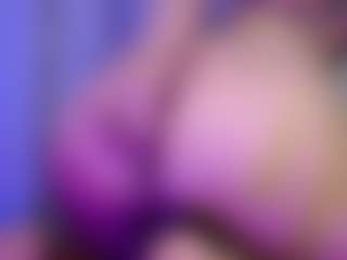 charlotte-brawn's Live Sex Cam Show