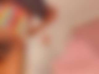 Live cam show with amaanda-fox - Small Tits on CamSextacy