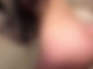 AuraXo's Live Sex Cam Show