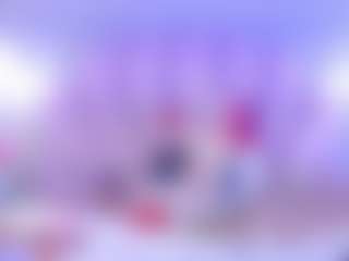 Live cam show with BellaaSanders - Thin on CamwithHer