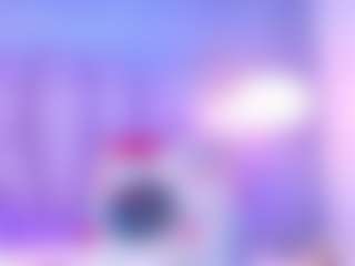 Live cam show with BellaaSanders - Gray Eyes on Camsoda