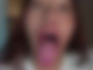 Live cam show with Helener-mouth - Asmr on UwU Esports