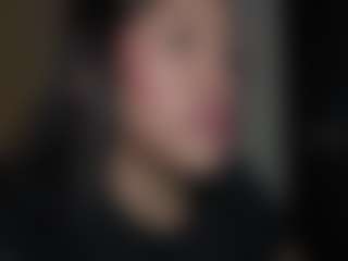 Live cam show with Helener-mouth - Slap on LiveSexCams6