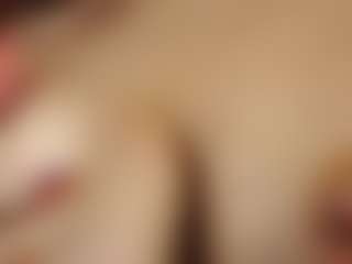 Live cam show with JenneferMoitoso - Blue Eyes on xxxlivecams.org