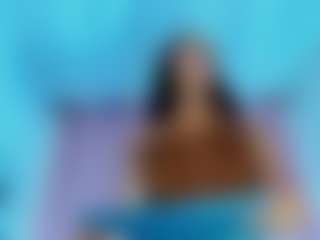 Live cam show with NicoleMadrird - Muscular on livesuperchat.net