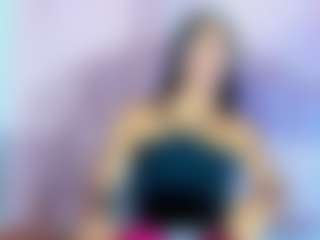 Live-Cam-Show mit NicoleMadrird - Roleplay auf Camsoda
