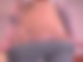 Pheromoon's Live Sex Cam Show