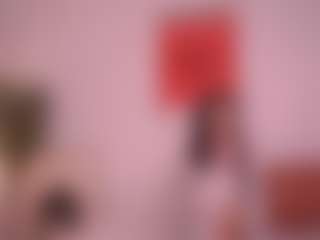Pheromoon's Live Sex Cam Show