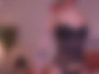 Pheromoon's Live Sex Cam Show
