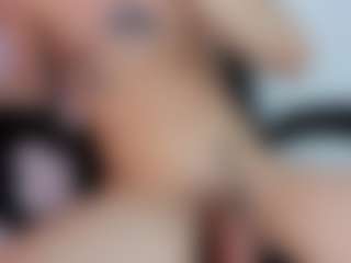 Bennet-Gray's Live Sex Cam Show