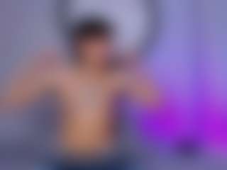 Live cam show with Bennet-Gray - Bull on Camsoda