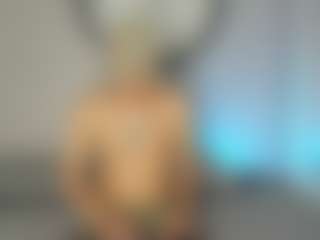 Live cam show with Bennet-Gray - Femboy on xxxlivecams.org