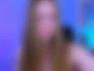 Live cam show with lumi-soft - Shaved on sexylive.show