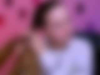 Live cam show with lumi-soft - Sweet on Mixed Magazine Live