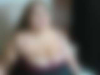 Live cam show with TiffanyMonrow - Green Eyes on CamClone