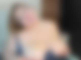 Live cam show with TiffanyMonrow - Facial on Camsoda
