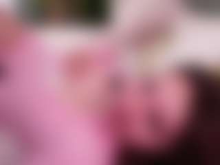 Live cam show with Mary - Blue Eyes on TeamSkeetLive