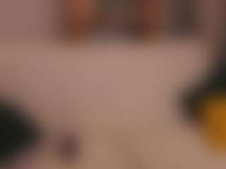 Live cam show with Mary - Blue Eyes on makecum.org