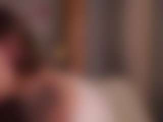 Live cam show with Mary - Raven Hair on Livezox