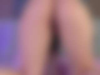Live cam show with mia-scot - Body Massage on Camsoda