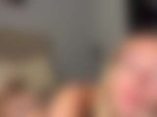 Live cam show with kelseyblu - Petite on hrnylive.com