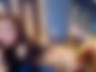 Brunette-Candy's Live Sex Cam Show