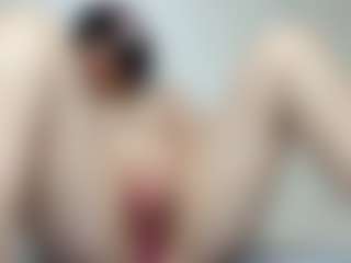 Live cam show with Mei-Yoon - Public Curvy on studioflirtlive.com