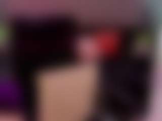 red-meggann's Live Sex Cam Show