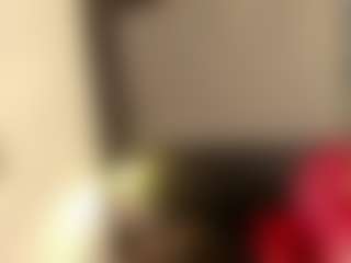 red-meggann's Live Sex Cam Show