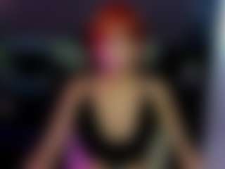 Live cam show with red-meggann - Green Eyes on madthumbs