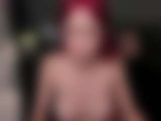 red-meggann's Live Sex Cam Show