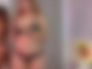 Live cam show with CataRicci - Moaning on TeamSkeetLive