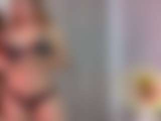 Live cam show with CataRicci - Full Nudity on livesuperchat.net