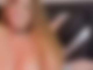 CataRicci's Live Sex Cam Show