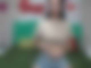 EvaClarkk's Live Sex Cam Show