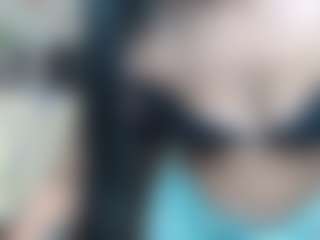 EvaClarkk's Live Sex Cam Show