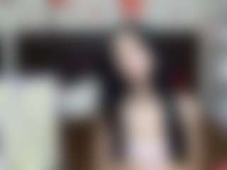 Live cam show with EvaClarkk - Normal on Mixed Magazine Live