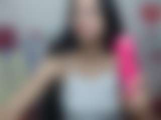 Live cam show with EvaClarkk - Body Massage on CamClone