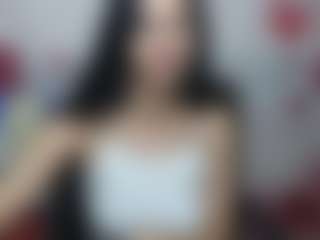 EvaClarkk's Live Sex Cam Show