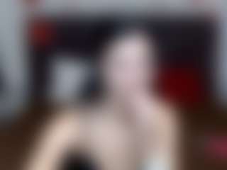 Live cam show with EvaClarkk - Average on Camiplay Live